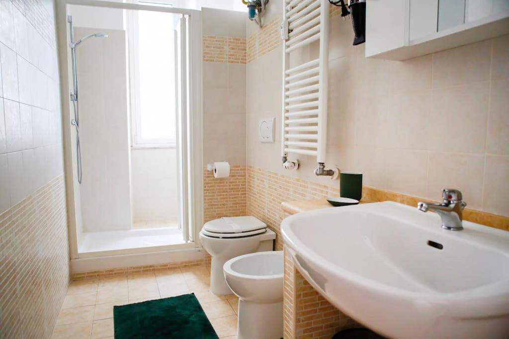 A Comfortable Apartment For You In San Lorenzo Rome Luaran gambar